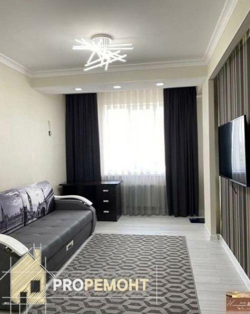 Результат ремонта. Интерьер в светлых тонах выполнен. 08