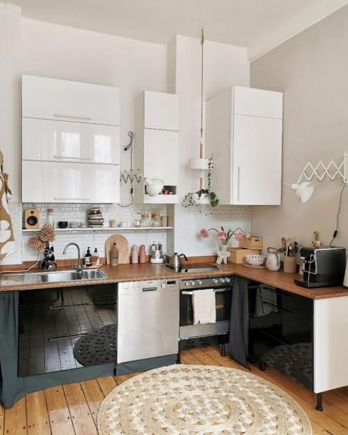 Перед сном мы предлагаем вам заглянуть в гости, в этот светлый и прекрасный оазис уюта и света. 04