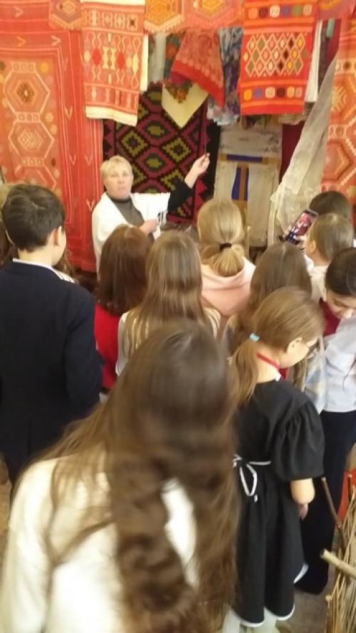 16 января наши школьники посетили историко - краеведческий музей района, расположенный в селе ильтуганово. 09