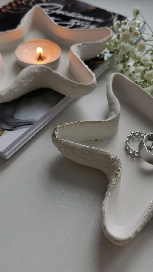 Изделия из гипса для интерьера: нежные украшения вашего дома. 03