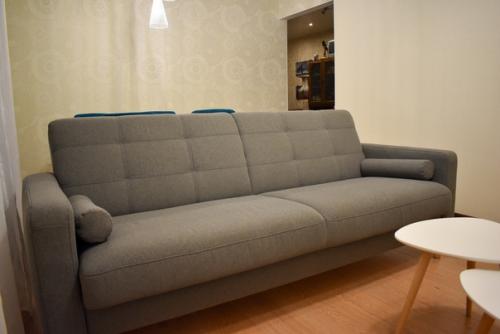 Закончили ремонт в гостиной (18 кв. 05