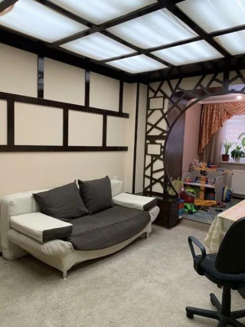 А вот так выглядит наша уникальная зонированная гостиная, такой точно нет ни у кого. 01