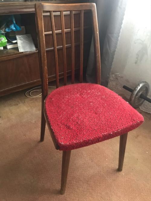 Здравствуйте!  Я планирую ремонт в квартире и хочу вписать в интерьер несколько элементов старой мебели, а именно: 02