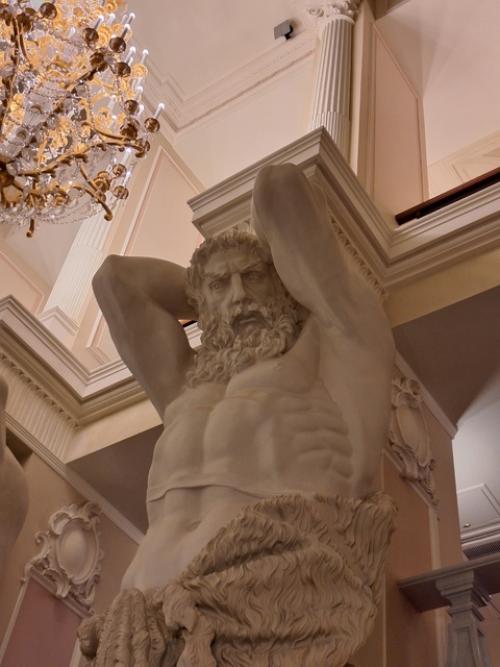 У особняка Елисеевых - талион империал отеля - необыкновенная история. 03