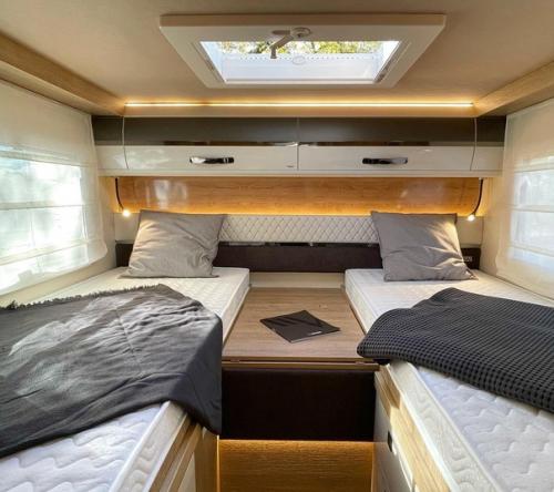 Итальянская фирма Mobilvetta начала свою работу в 1961 году как производитель мебели. 07