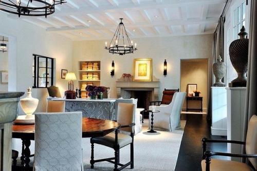 Дом находится в Лонг-айленде, в Нью-йорке. 05