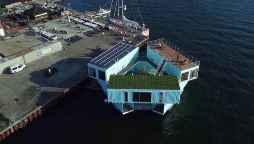 Плавучие дома из контейнеров Urban Rigger дешевым экожильем студентов обеспечат. 04