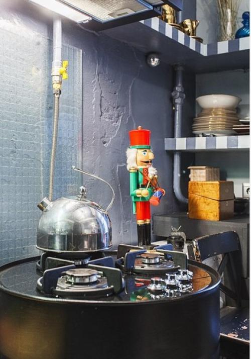 Квартира дизайнера. Дом: кирпичный дом 1957 года. 02