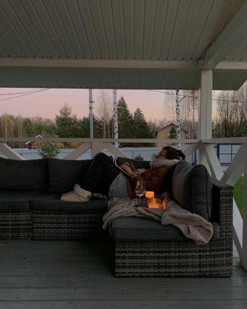 Планы на осень: жить в лесу, писать картины, пить вино и не сдаваться. 07