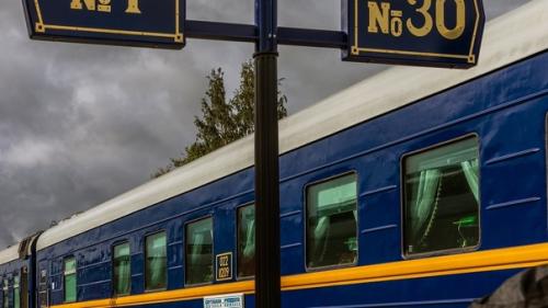 Недалеко от Санкт-петербурга можно прокатиться ещё на одном ретро транспорте - рускеальском экспрессе. 05