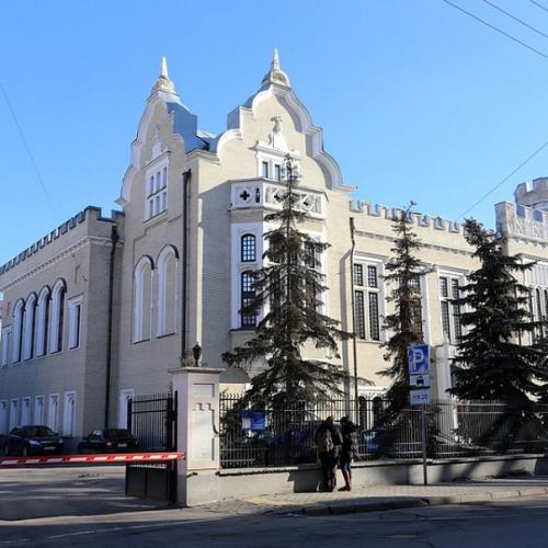 Готические строения столицы. 05