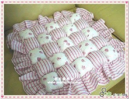 Мягкие съёмные сидения на стулья из лоскутков. 07