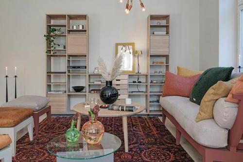 Двухкомнатная Угловая квартира в Гётеборге с тремя большими окнами в основном открытом помещении гостиной - кухни. 05