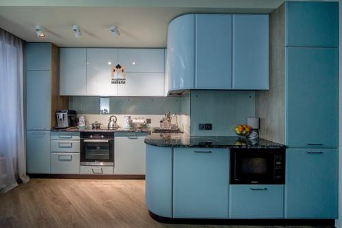 Голубой цвет вызывает чувство расслабления, покоя, тишины, величия и экспансивности. 02