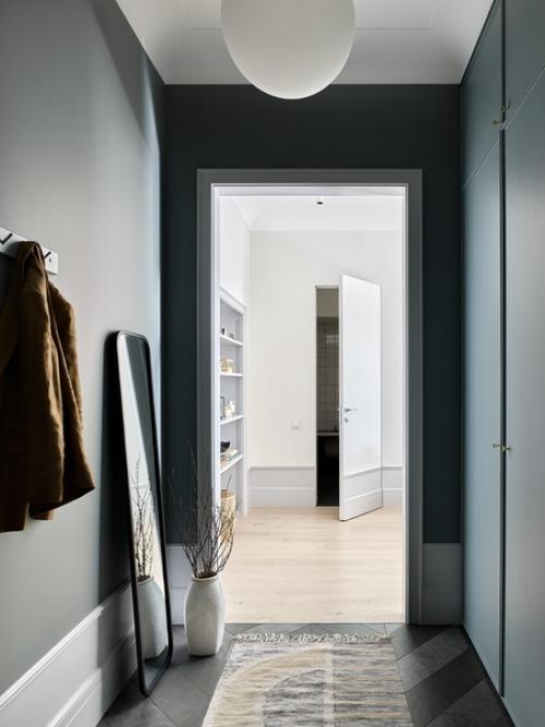 Архитектор Мария катарьян спроектировала стильный и функциональный интерьер, сохранив дух старой московской квартиры. 05