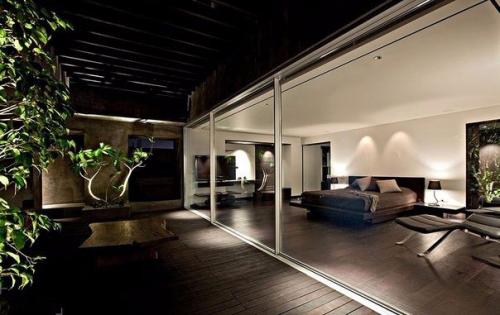 Прекрасный современный особняк в мумбаи, Индия, на берегу аравийского моря.