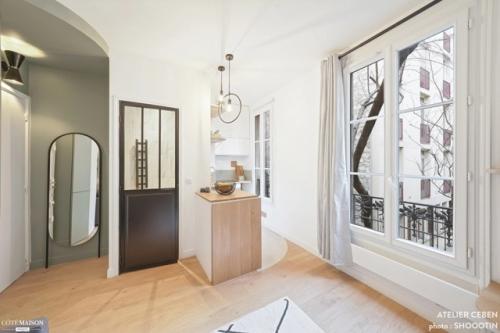 Интерьер маленькой квартиры - студии всего 15 м 2 в Париже. 06