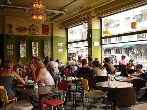 Арт - кафе с низкими ценами в Стокгольме. 03