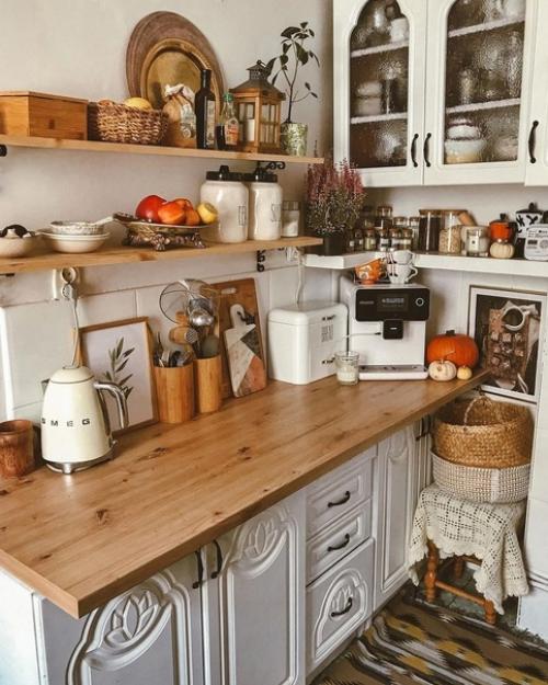 Сезонный декор - быстро преобразит и подарит нужное настроение. 01