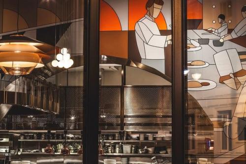 Элегантная ретроэстетика бистро в центре Москвы. 06