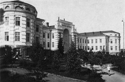 Больница брянской колонии - 2-я городская клиническая больница. 05