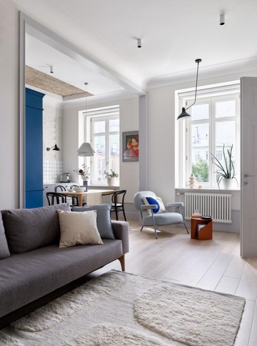 Архитектор Мария катарьян спроектировала стильный и функциональный интерьер, сохранив дух старой московской квартиры. 02