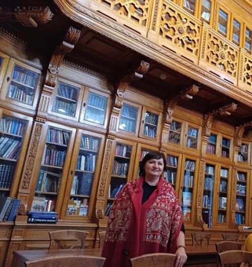 Библиотека в аничковом дворце это отдельная история. 01