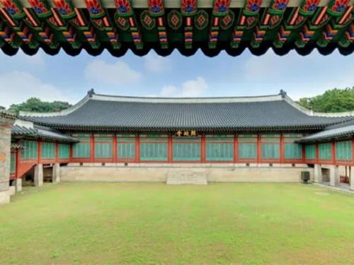 Дворец чхандоккун и его очаровательный секретный сад хувон являются главной достопримечательностью Сеула. 06 Дворец чхандоккун и его очаровательный секретный сад хувон являются главной достопримечательностью Сеула. 06