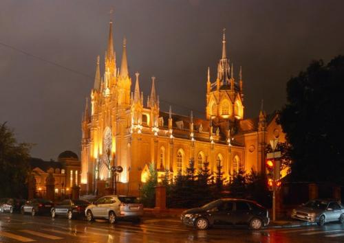 Готические строения столицы. 01