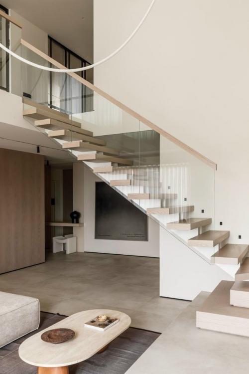 Реализованный интерьер трехуровневой квартиры, площадью 320 кв. 07