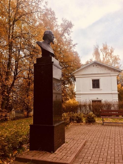 Музей - заповедник Н. а. Некрасова Карабиха. 01