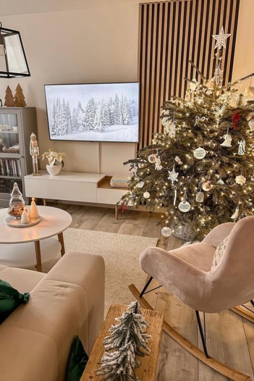 Светодиодные гирлянды могут быстро превратить любую комнату в сезонную страну чудес. 04