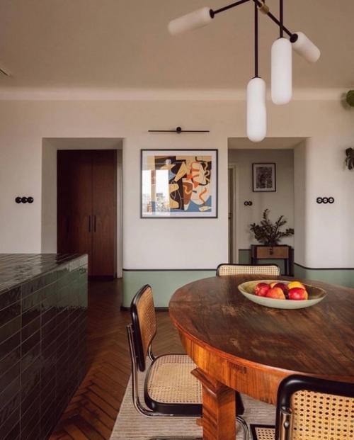 Квартиры 1933 года объединили современный дизайн и винтажную мебель. 04