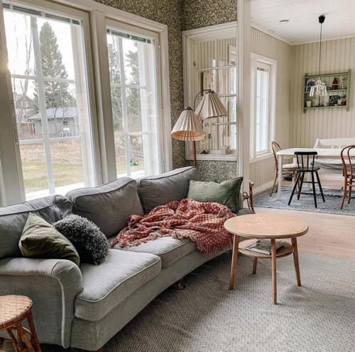 Чудесный домик. В светлых тонах. 06