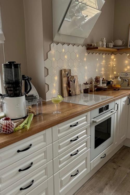 Светодиодные гирлянды могут быстро превратить любую комнату в сезонную страну чудес. 03