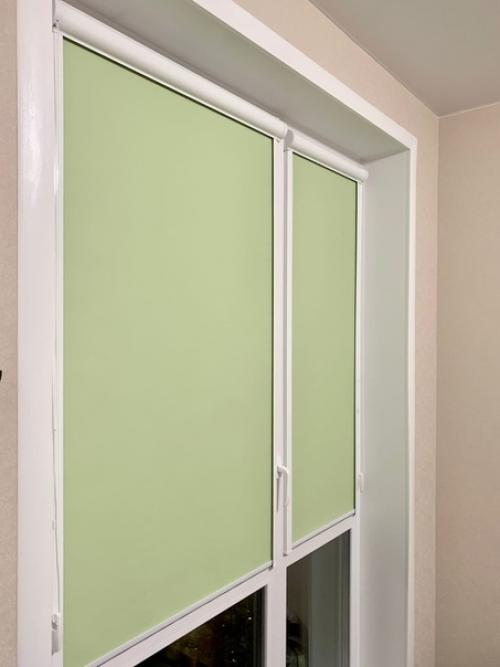 Рулонные шторы в спальную комнату. 01