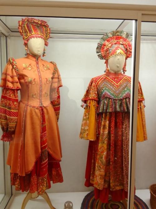 Очень понравилась экспозиция интерьера усадебного дома начала прошлого века. 06