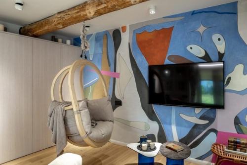 Мы часто про скрытые двери рассказываем. 02