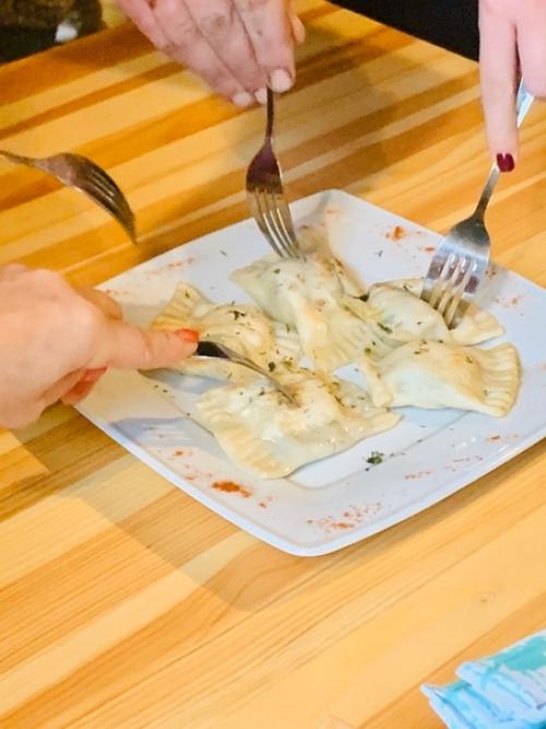 Спасибо Леночке за организованную гастрономическую экскурсию! 08