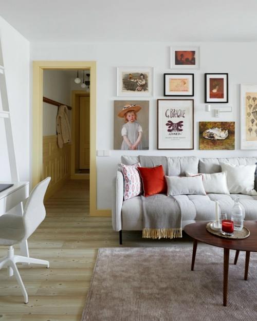 Для мамы и бабушки.
