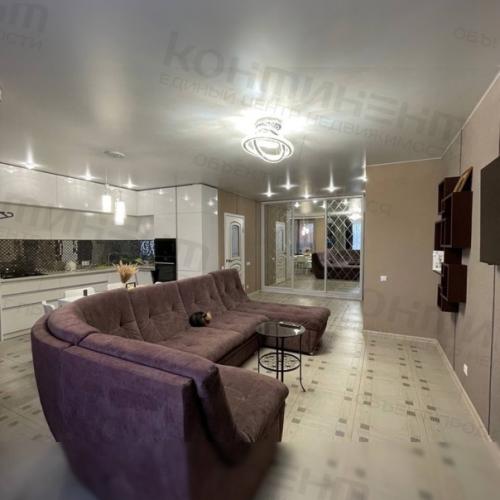 Продаётся 2- комнатная квартира на ул. 9 мая дом 10, расположена на 5 этаже. 01