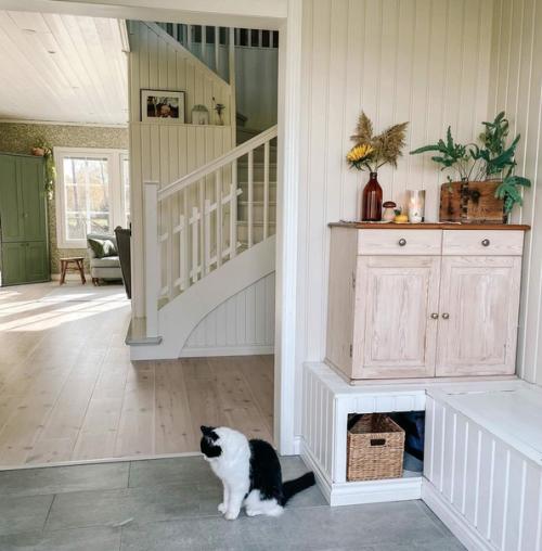 Чудесный домик. В светлых тонах. 03