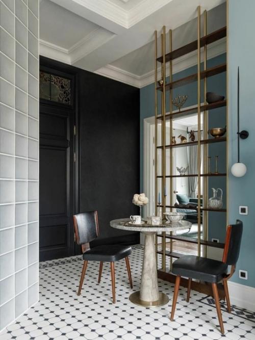 Уютный интерьер в бывшем доходном доме 1898 года в самом центре Санкт-петербурга. 02