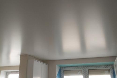 Почему стоит выбрать сатиновый натяжной потолок? 02