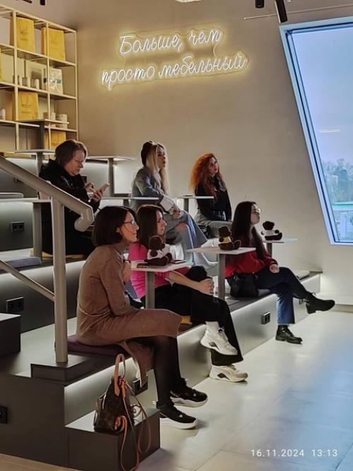 Пострелиз:  Мероприятие по редизайну интерьера в ивц мёбельбург, с Светланой ханнинен. 01