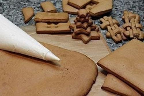 Как сделать пряничный домик на новый год? 07