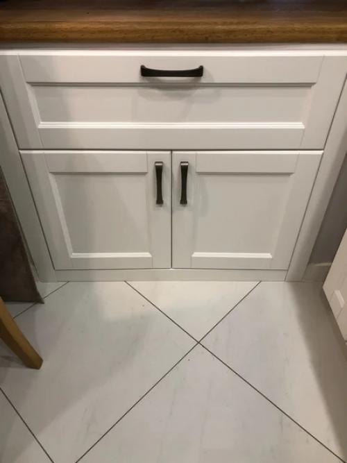 Какая маленькая кухня и как красиво и практично, получилось её обустроить. 03