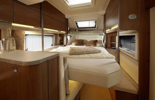 Немецкий производитель автодомов Buerstner в 2016 году продолжает внедрять новые разработки в свой модельный ряд. 01