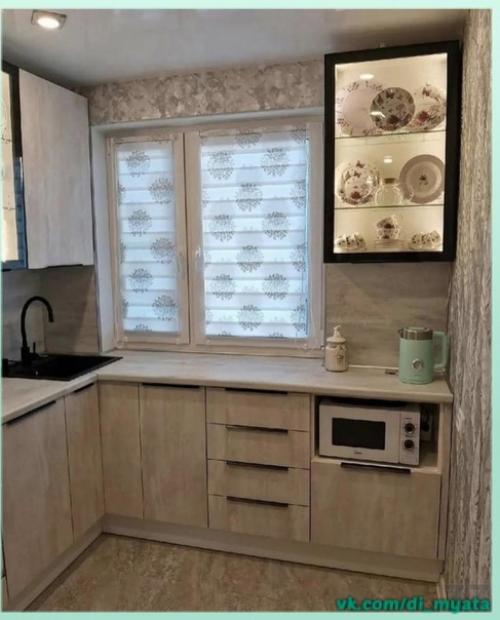 Крохотная кухня. В которой есть всё необходимое. 01