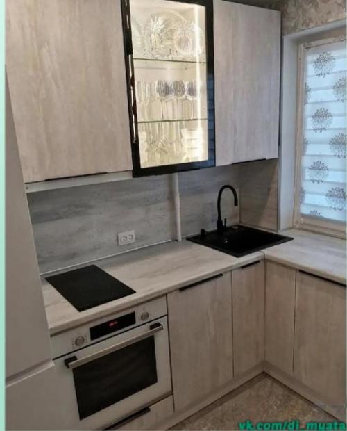 Крохотная кухня. В которой есть всё необходимое. 03